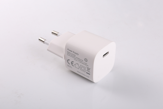 PD-Stromversorgung USB-Wand-Ladegerät 20W für Reinigungsapparat-Luft-Aufnahme-Maschine des Spieler-MP4