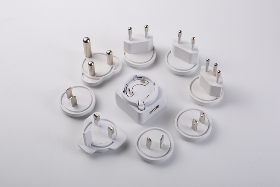 austauschbarer Stromadapter 5V 1A 5V 1.2A 6V 1A 12V 0.5A des Stecker-6W